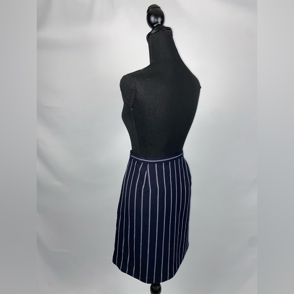 Skirt Striped Banana republic Navy Blue and White size 8 - Picture 4 of 9